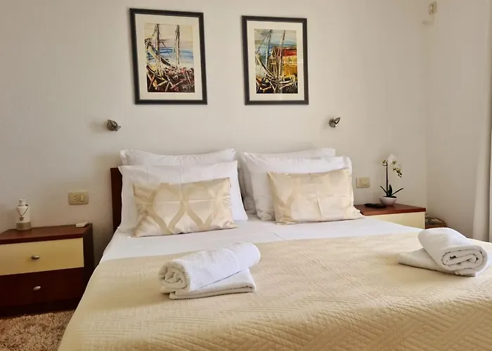 New Studio Apartment With Sea View